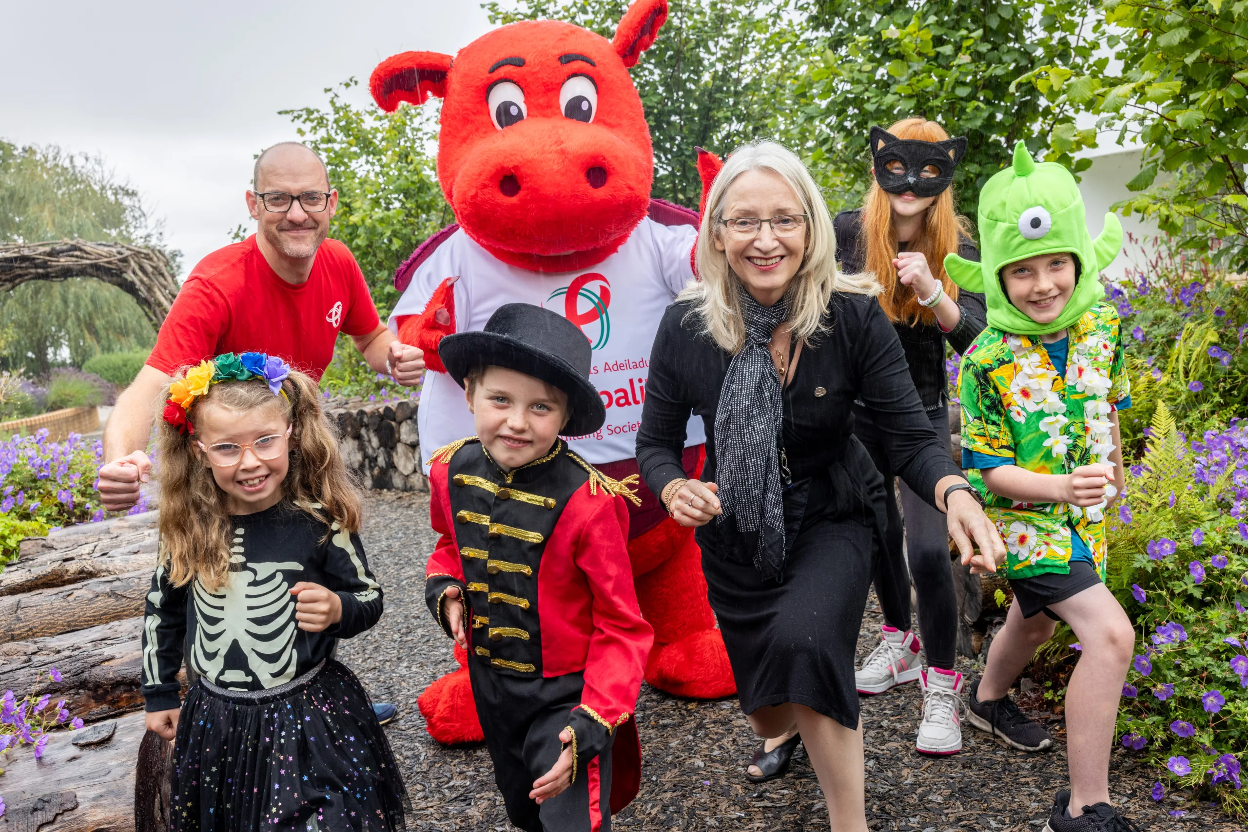 Maria Timon Samra, Chief Executive of Ty Hafan with James Harper of the Principality launch Ty Hafan's new Dark Runs